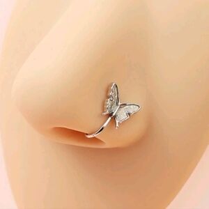 ✨3 FOR $28✨🆕️🦋BUTTERFLY NOSE CUFF - SPARKLE WHITE - SILVERTONE🦋